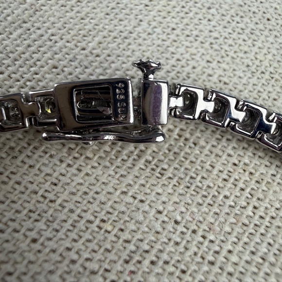 Macys Womens 14K Gold Plated Sterling Silver 1 CTTW Diamond Tennis Bracelet - Picture 7 of 10